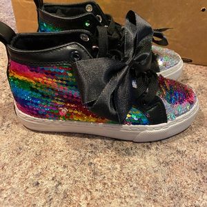 Jojo Siwa Sneakers
